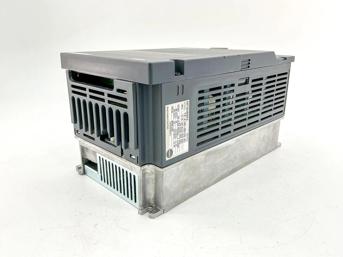 New Mitsubishi Electric FR-A740-00126-EC AC Frequency Inverter 3PH 480V 50/60Hz
