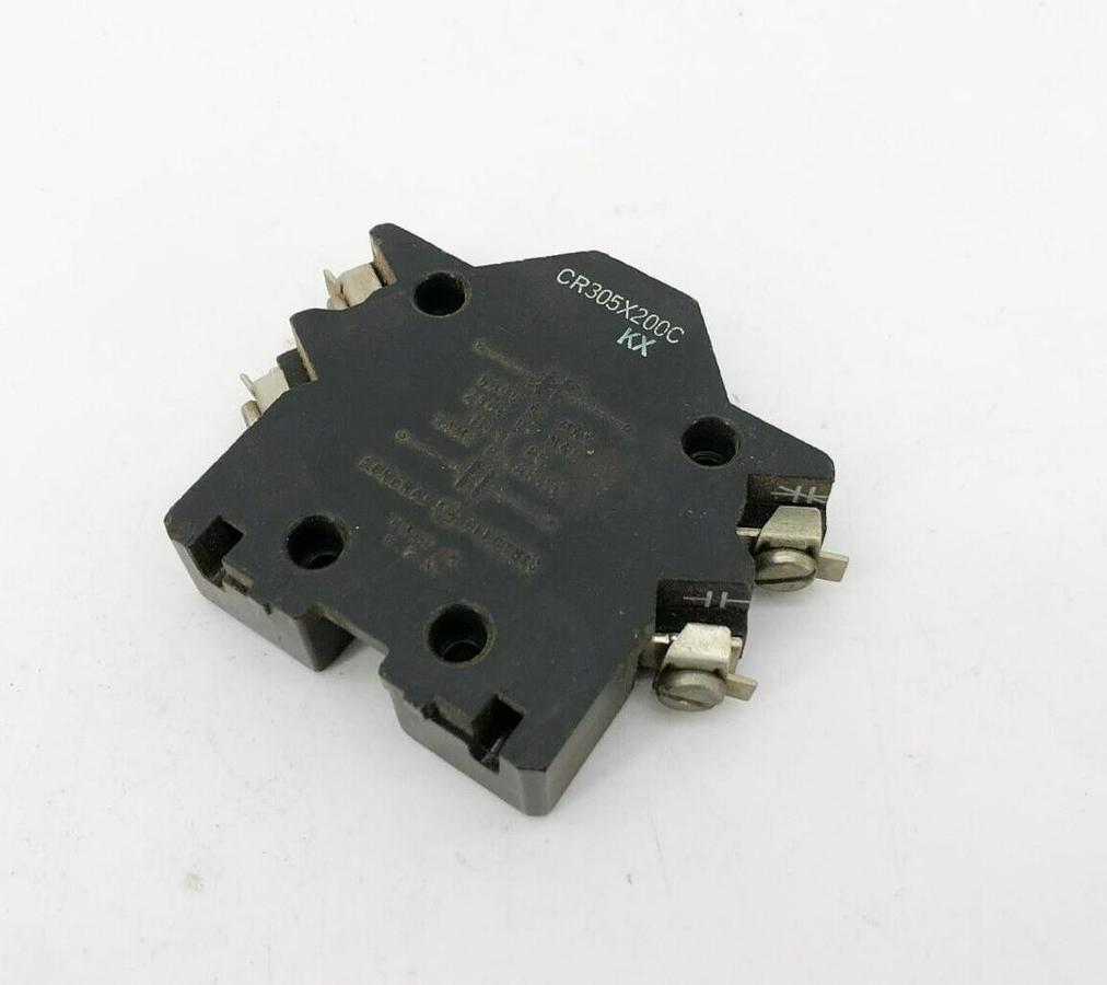 New GE General Electric CR305X200C Auxiliary Contact 600VAC 250VDC - No Box