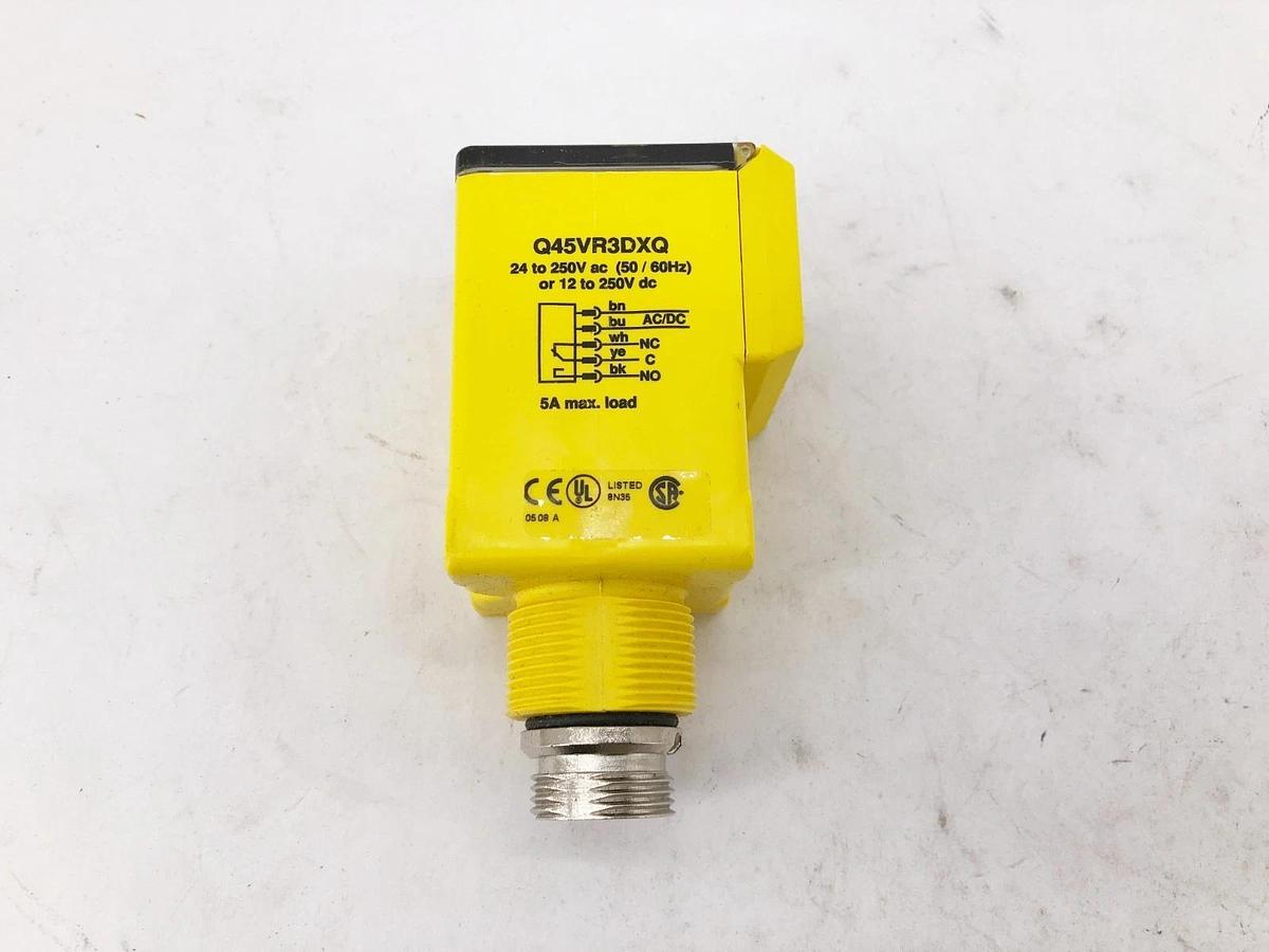 New Banner Engineering Q45VR3DXQ Photoelectric Sensor 3m 12/24-250VD/AC 54310