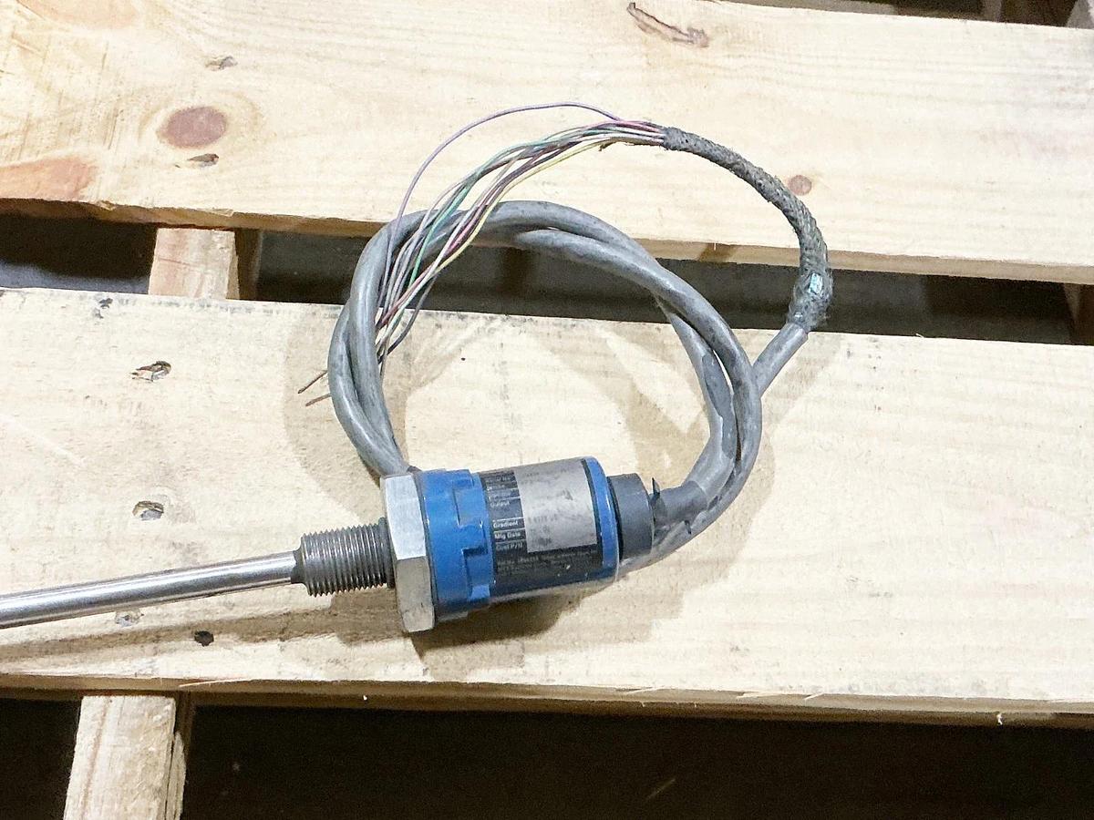 Used Temposonics TTSR1U0425 Probe Sensor 42.5” Stroke Gradient 8.9988