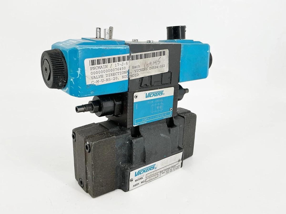 New Vickers DG5S4-022C-2-M-U-H5-20 Solenoid Valve 5000PSI 24VDC 02-362271