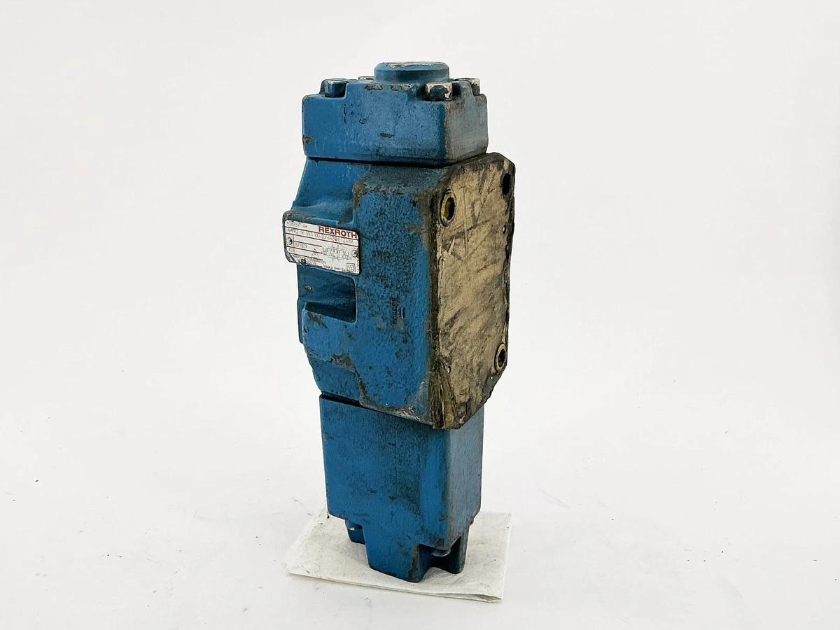 Used Rexroth 4WRZ 16 W1-100-50/6A24NETZ4/M Directional Pilot Valve Base 58959114