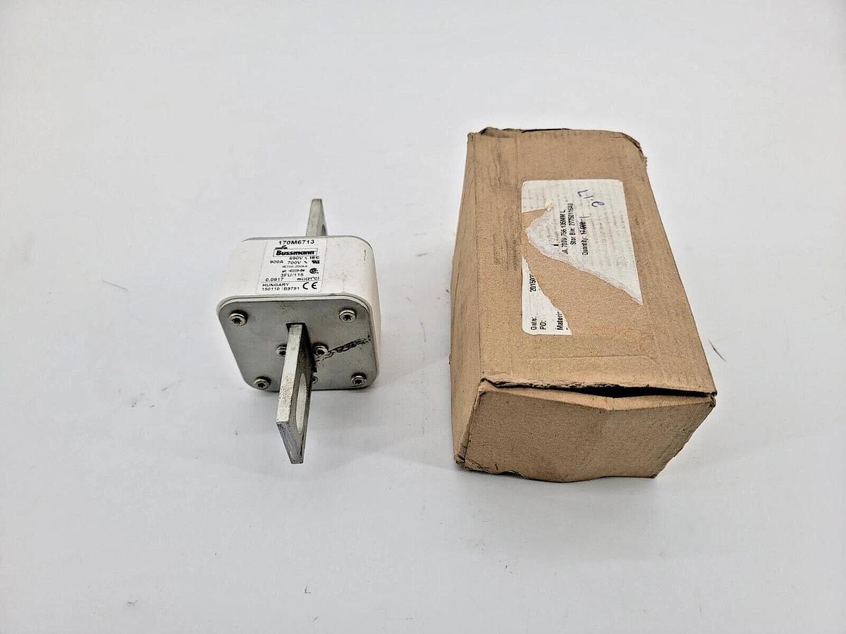 New Bussmann 170M6713 High Speed Fuse 900A 690VAC