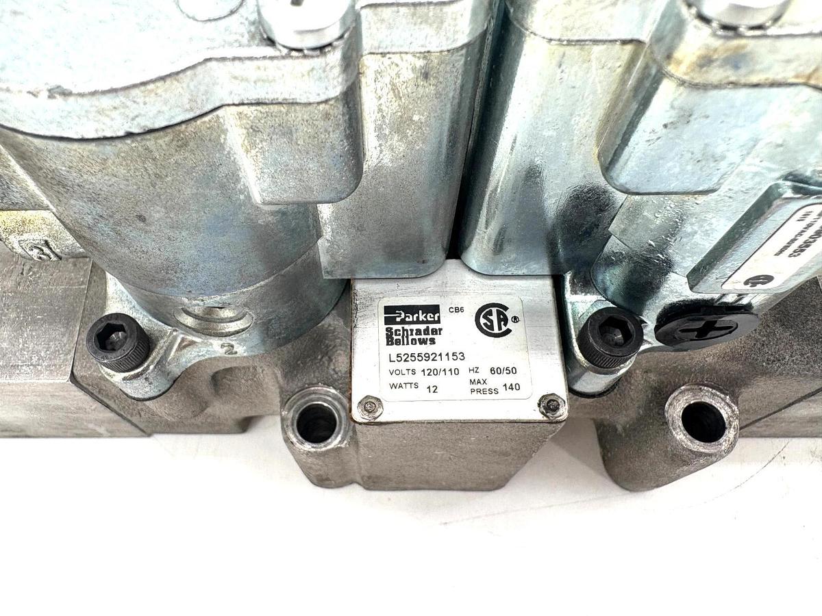 New Parker L5255921153 Double Solenoid Valve 120VAC - No Box