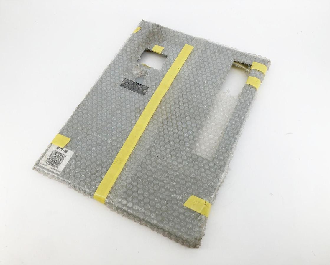 New Eaton Front Cover for 30-46422 50A Breaker Feeder MCC Bucket - No Box