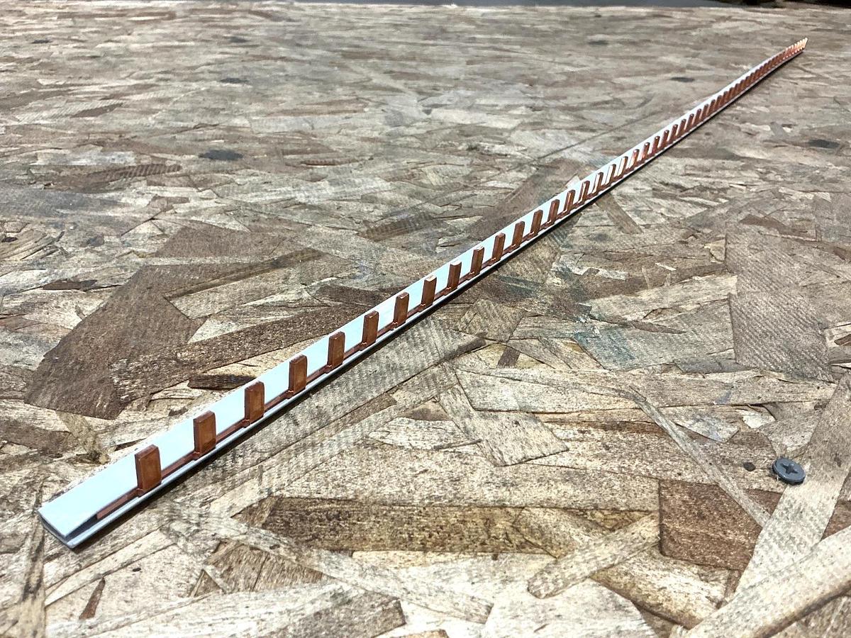 New Eaton BBUL25-1P-1M57-SP Bus Bar 1-Pole 57 Terminals 100A 480VAC 25QMM 121989