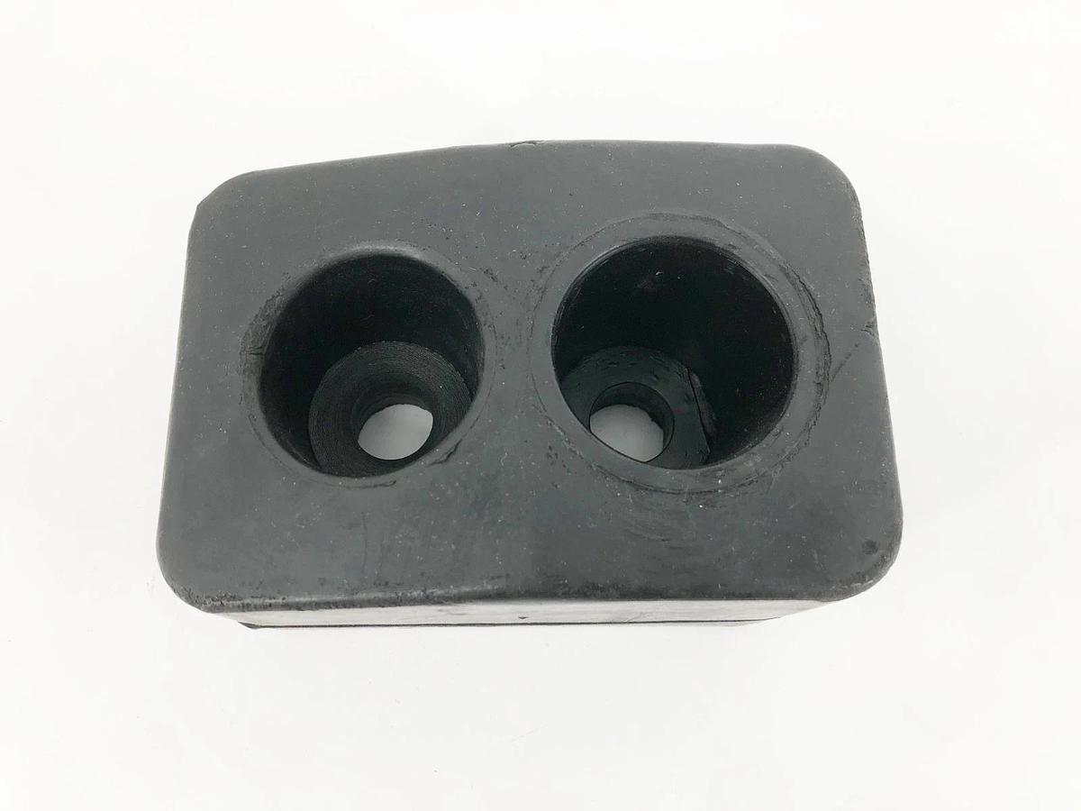 New Allpax 111929 Bumper 4" x 6" x 3-3/8" Durometer 78A - No Box