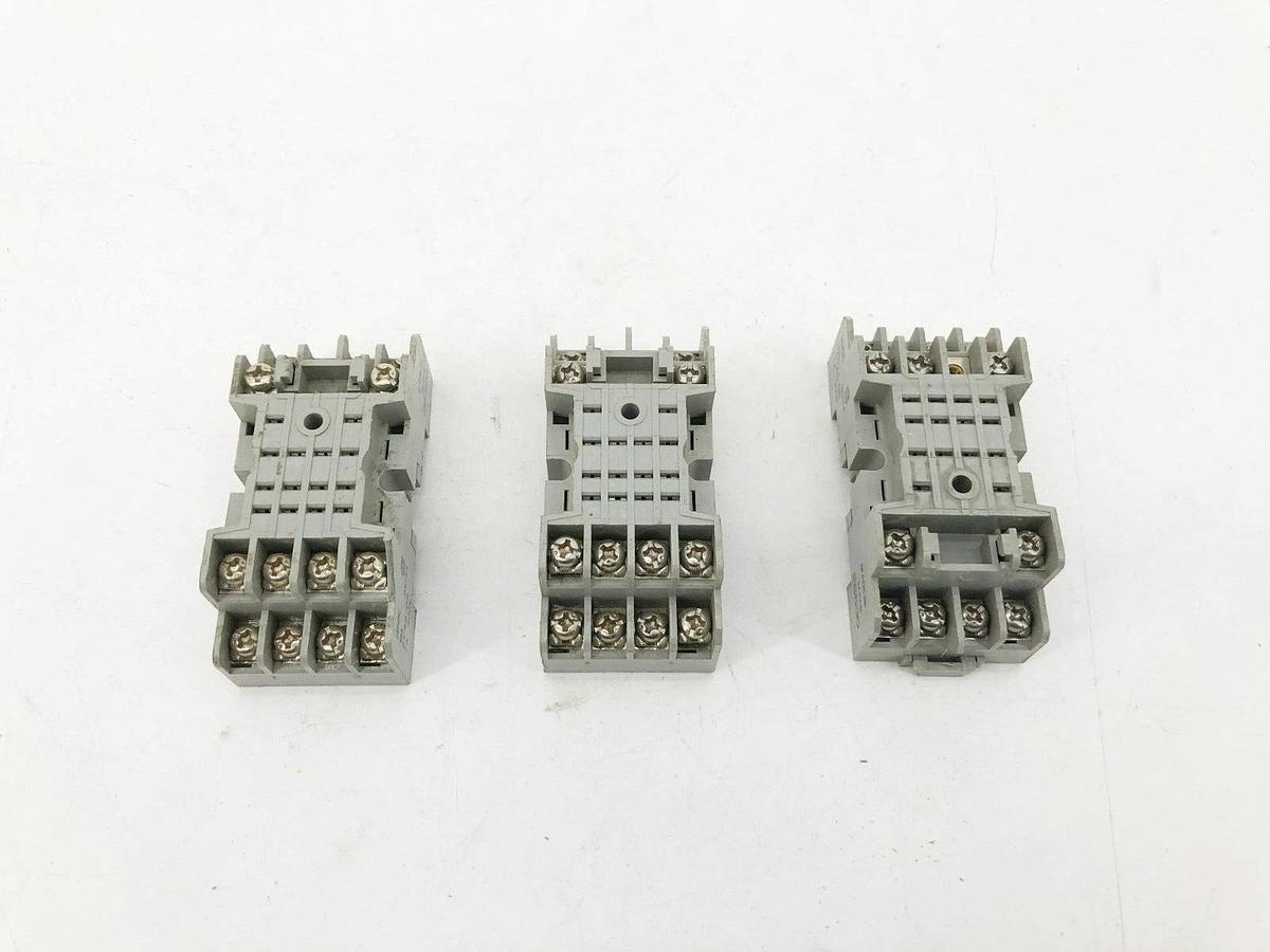 Used Lot of 3 Idec SY4S-05 Relay Base Sockets 7A 300V 14-Blade