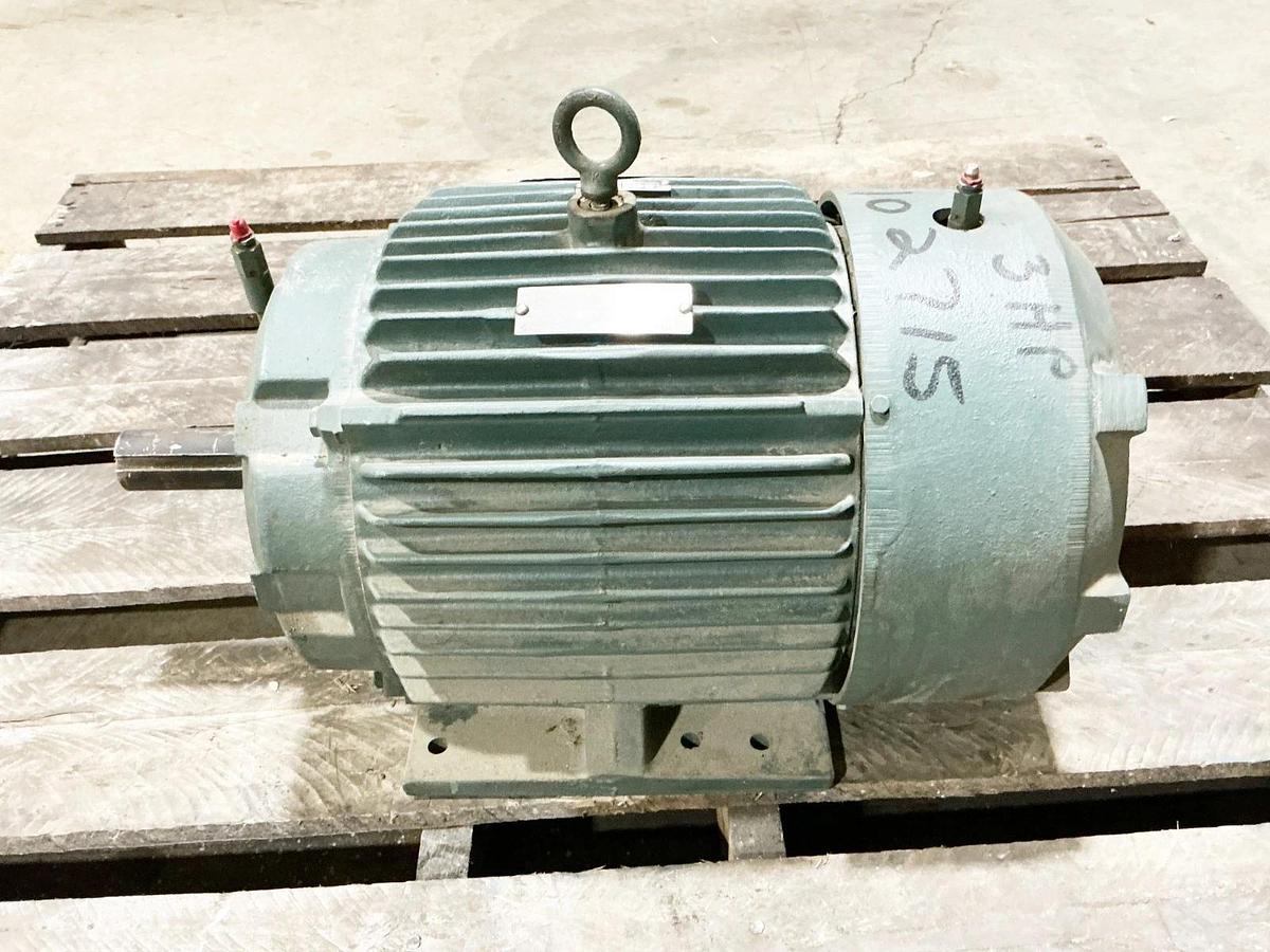 Used Reliance 2YAB55689A1 Electric Motor 3HP 575V 1765RPM 3.2A 3PH L213T