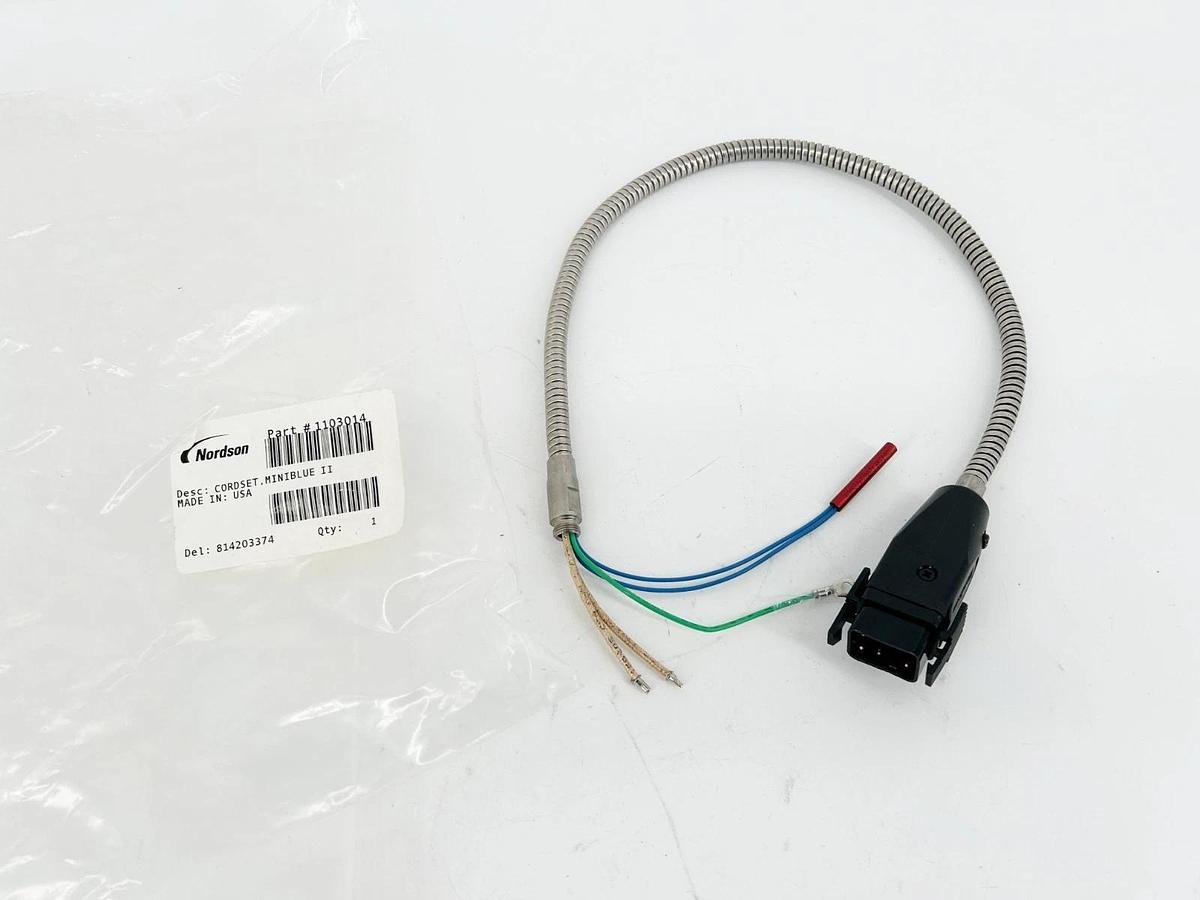 New Nordson 1103014 Mini Blue II Cordset 5-Pin Connector - Missing Shroud