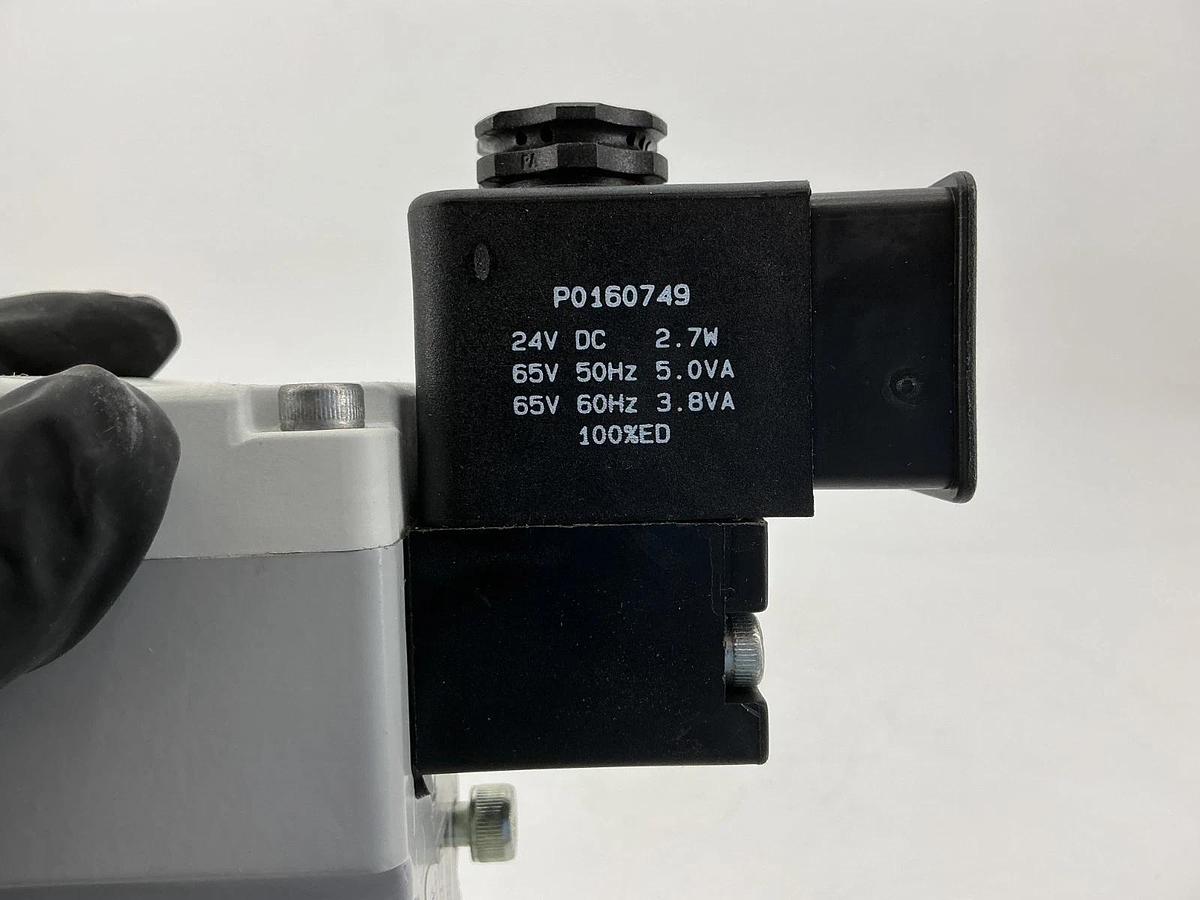 New Parker H1EWXBBL49C Solenoid Valve 145PSIG 24VDC 1W Coil 65V 50/60HZ