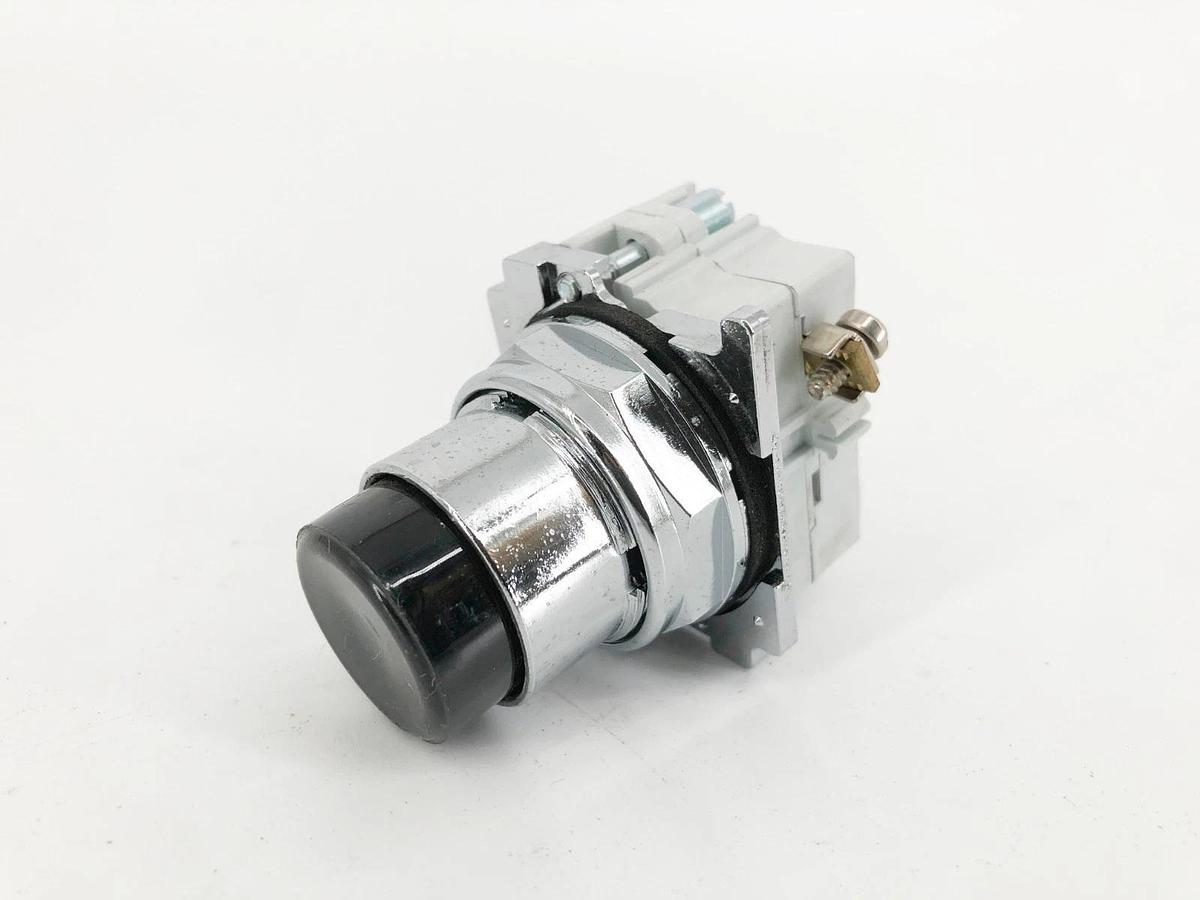 New Cutler Hammer 10250T/9100T Momentary Pushbutton Black - No Box