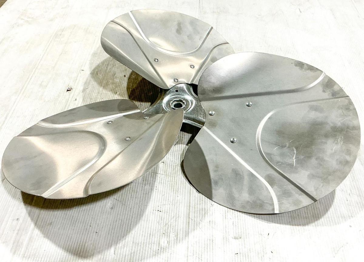 New Dayton 2C373 Fan Blade 24” -No Box