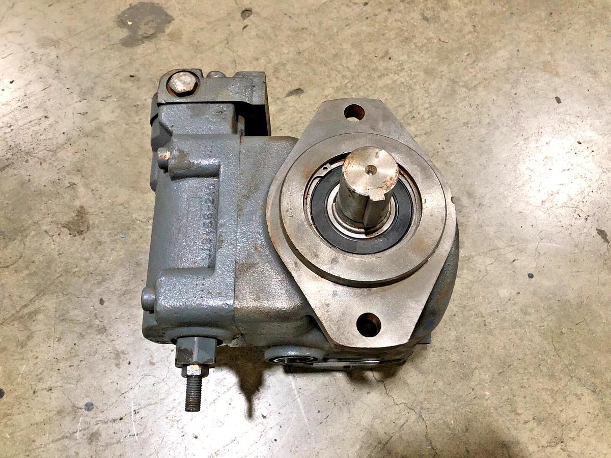 New Oilgear PVG-130-F1UV-LSFZ-P-1NNSN-NN Axial Piston Variable Pump 1-1/2" Shaft