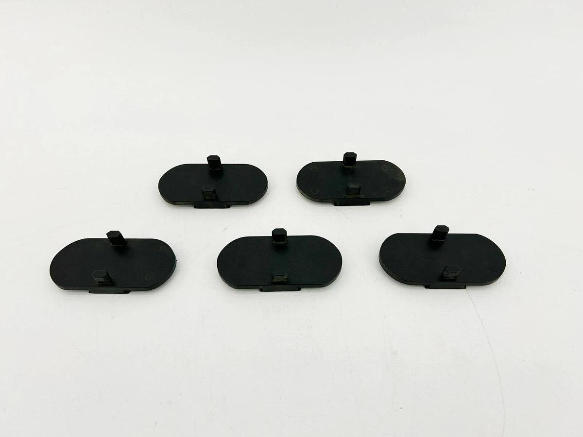 Lot of 5 New Igus E4.28.02.200 E-Chain Plates, 1 5/8 in. x 3 1/2