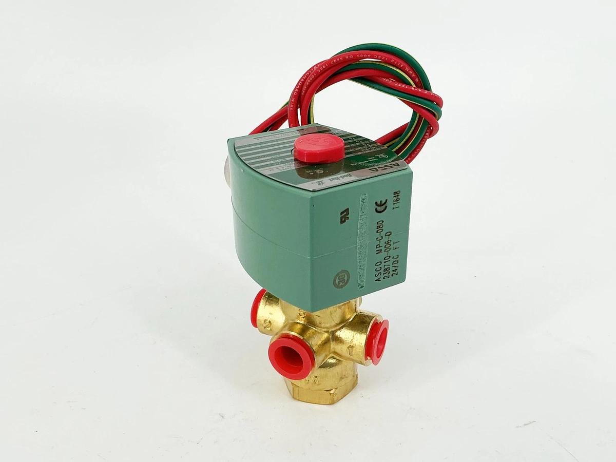 New Asco 8320G172 Solenoid Valve 75PSI 1/4" 3W 24VDC