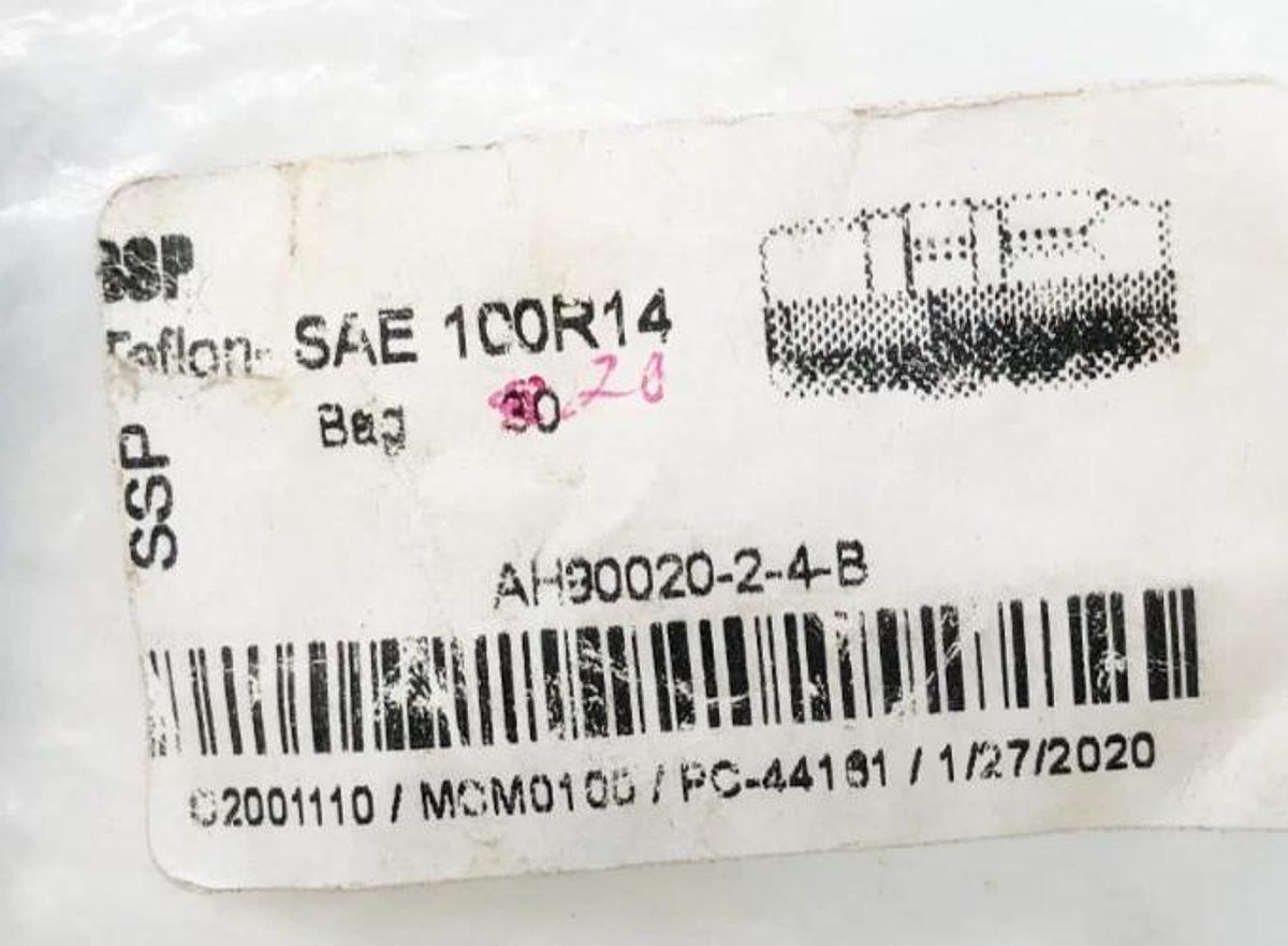 Lot of 2 New SSP AH90020-2-4-B Hose Fittings 1/8-27 MNPT x 1/4 SAE 100R14