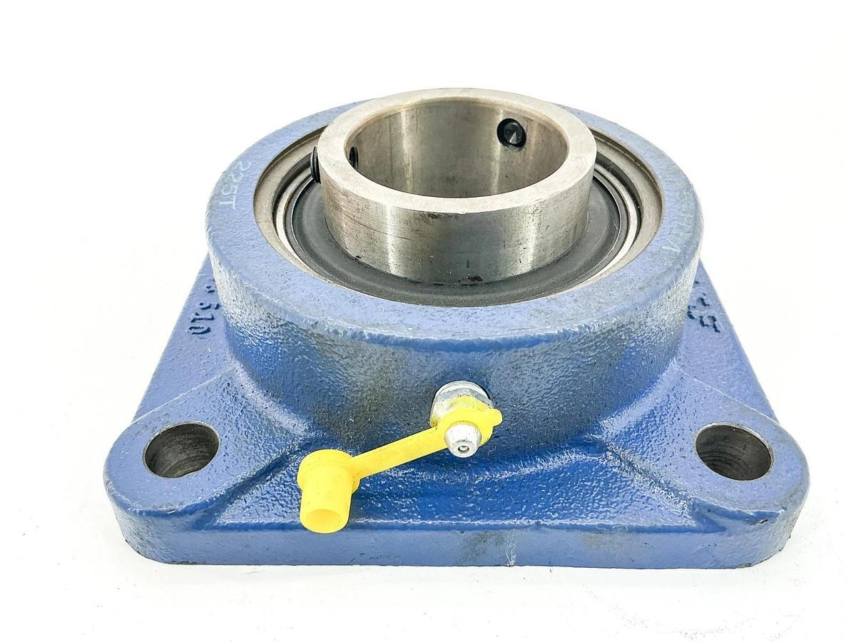 New SKF F4B 115-RM Flanged Ball Bearing Unit - No Box