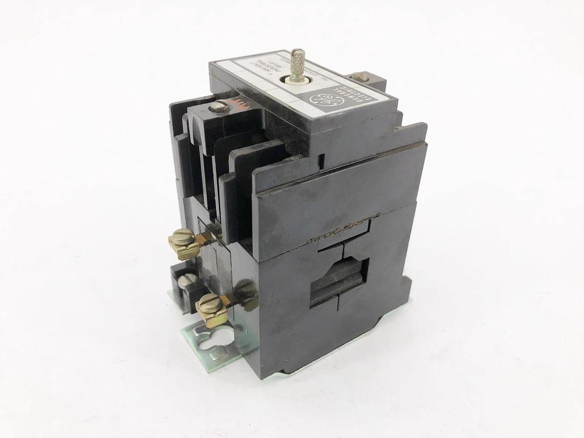New General Electric CR120B03103 Industrial Relay 230V 10A 600V Max - No Box