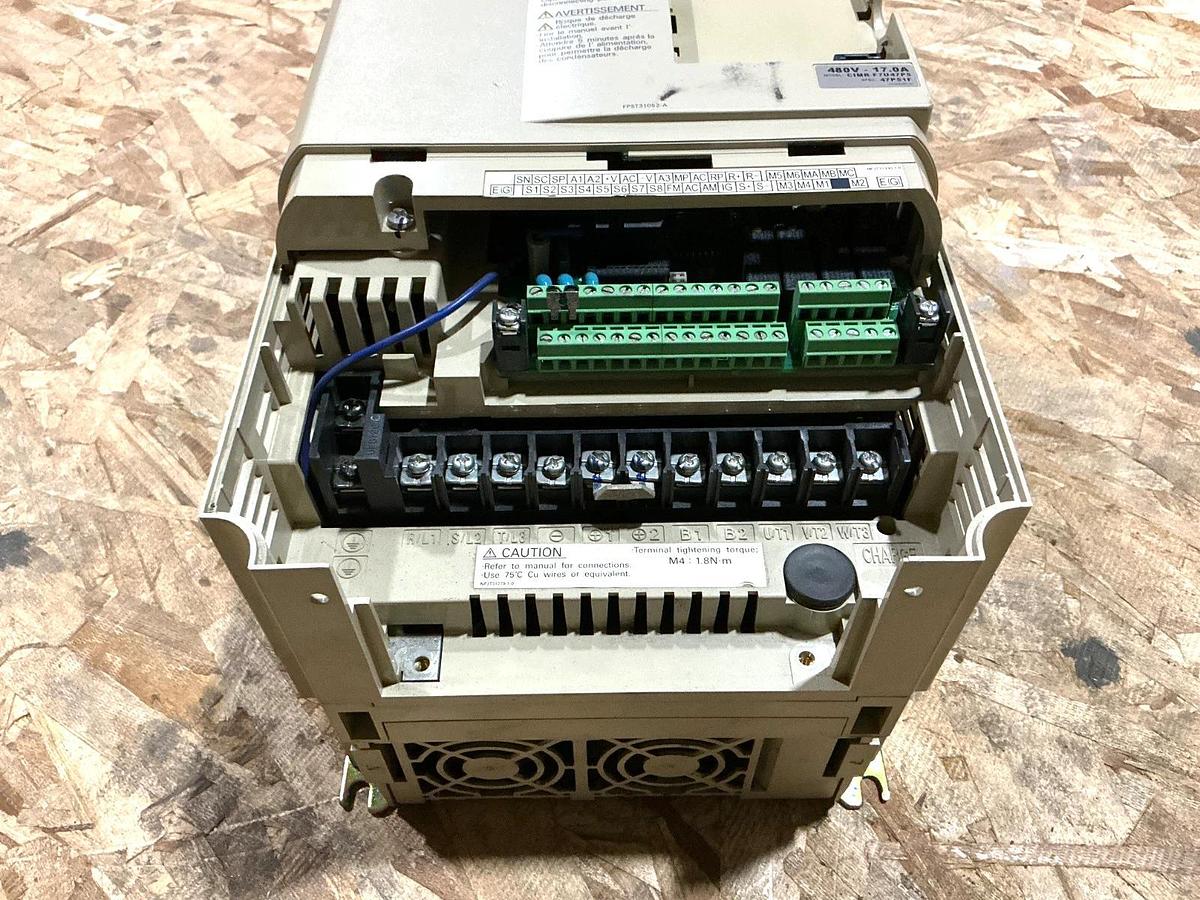 Used Yaskawa CIMR-F7U47P5 AC Inverter Drive 3PH 17A 480VAC FOR PARTS ONLY