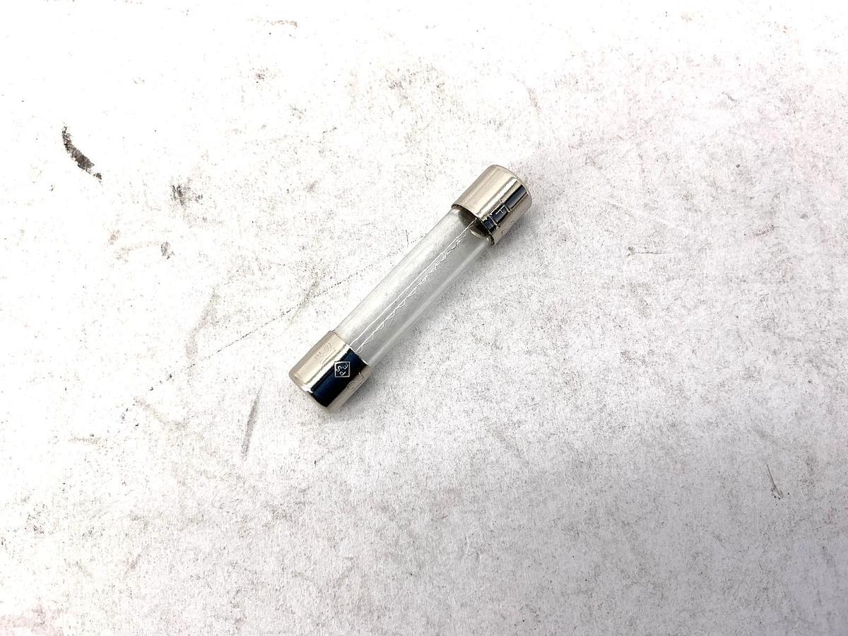 Lot of 29 New Littelfuse H312002P Glass Fuse 0312002.HXP 312 2A 250VP