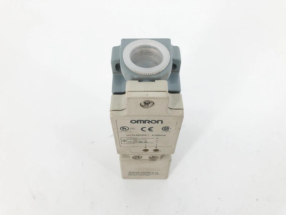 New Omron E2Q2-N20F3-U Proximity Sensor 10-60VDC - No Box