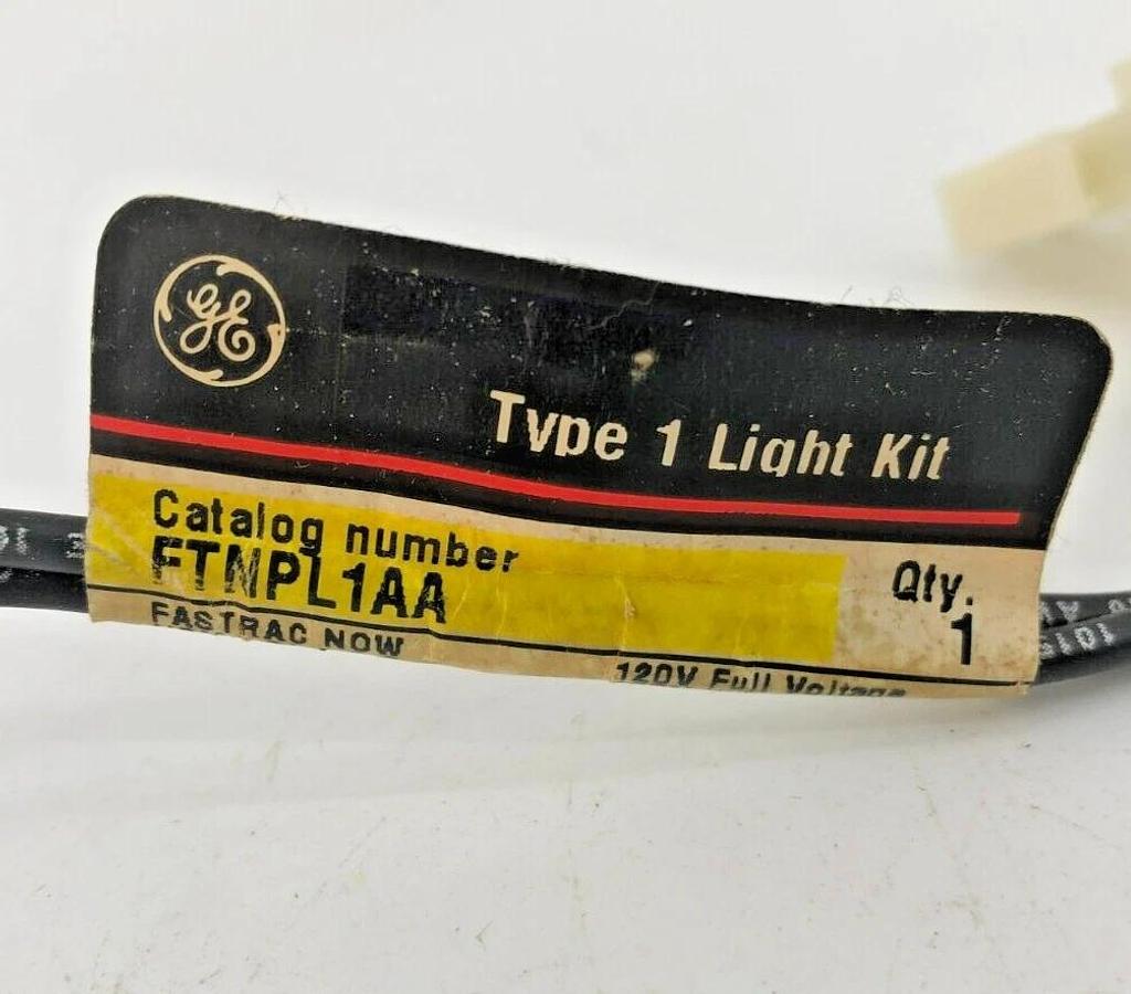 New GE General Electric FTNPL1AA Type 1 Light Kit NEMA 0-3 Green and Red