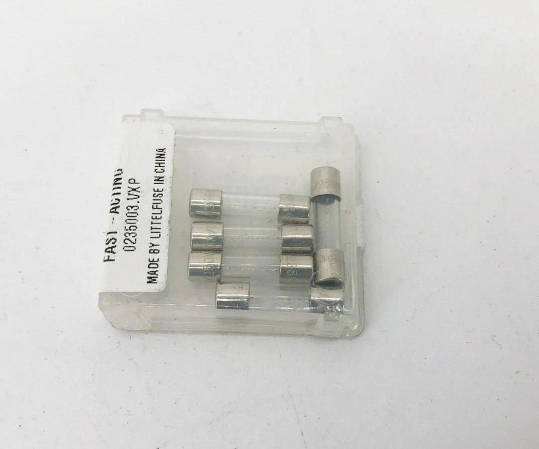 Lot of 18 New Littelfuse 235005P Fast Acting Fuses 5A 125V