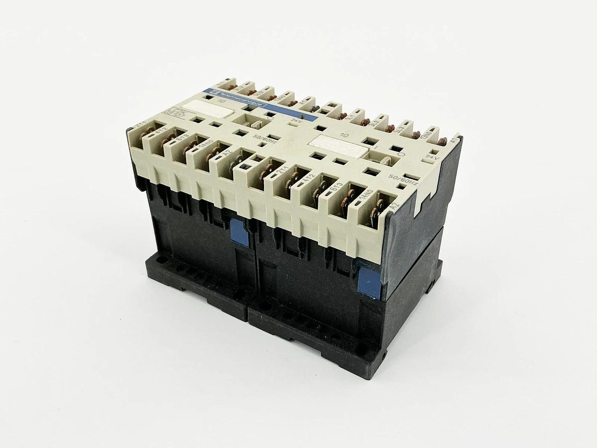 New Telemecanique LC2K09107B7 Reversing Contactor 24V 50/60Hz 5HP