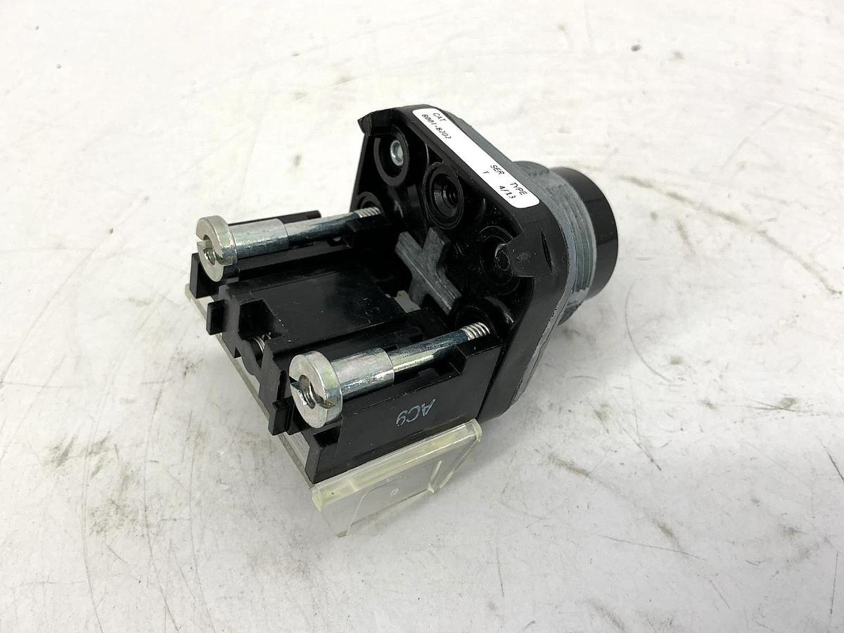 New Allen Bradley 800T-B2D2 Ser T Momentary Push Button 30mm Black 1NC