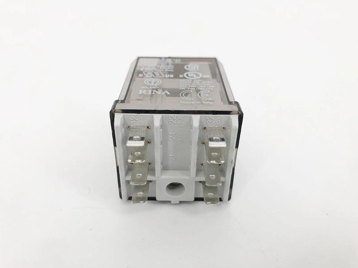 Lot of 2 New Allen Bradley 700-HB32Z24 Ser. E Relays 24VDC 15A DPDT