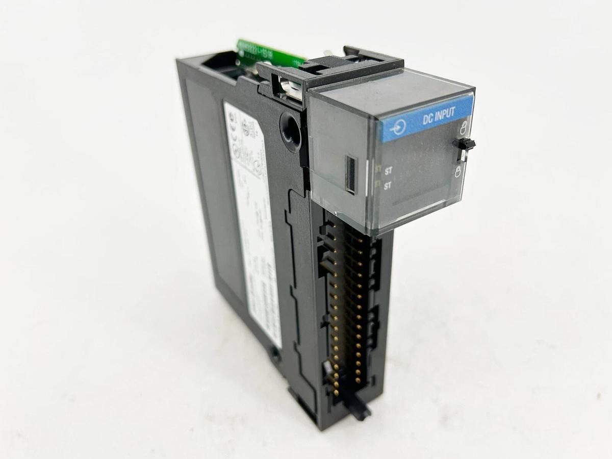 Used Allen Bradley 1756-IB16I ControlLogix 16PT ISOL DC INPUT 10-30VDC 10mA