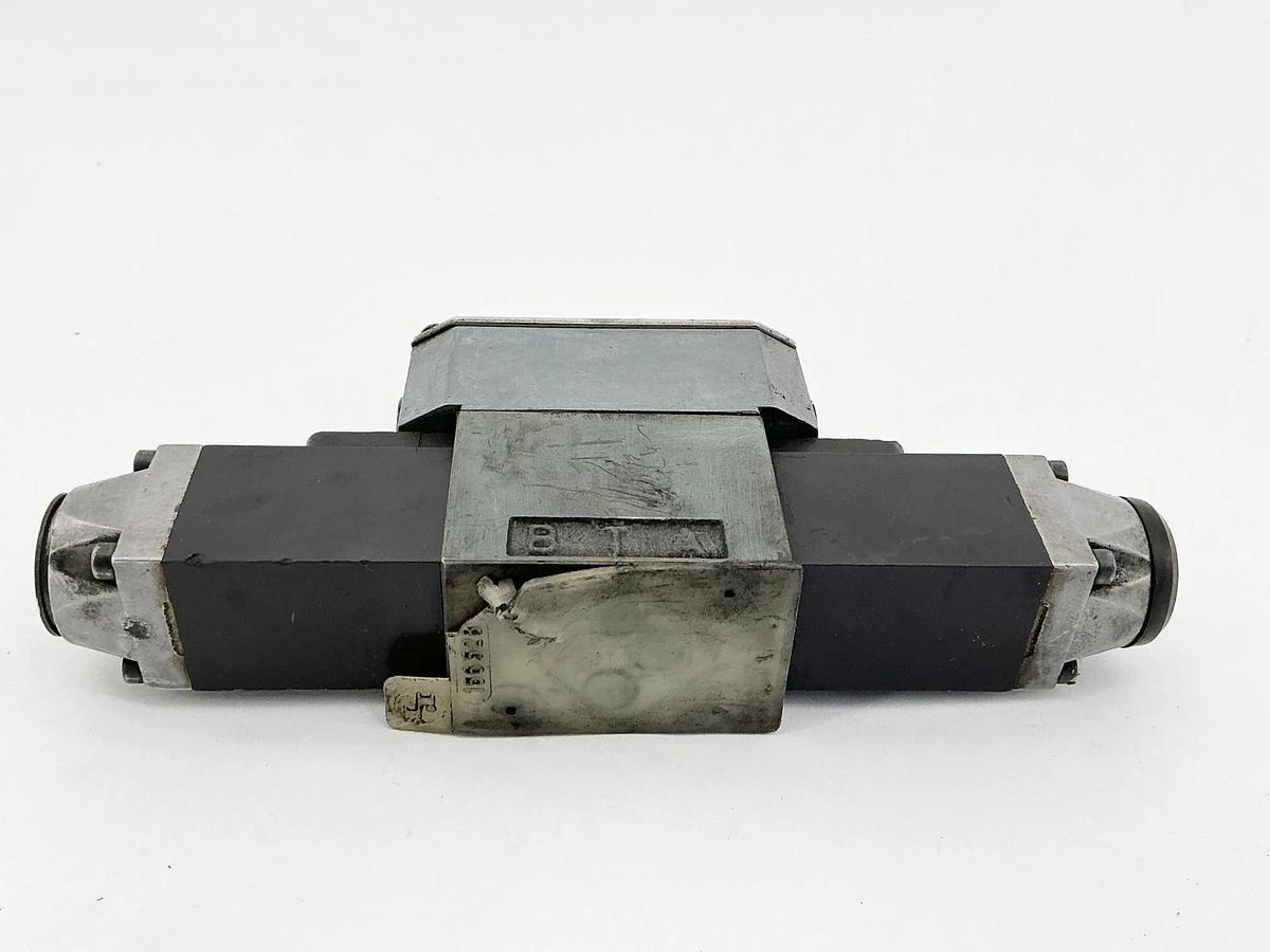 Used Rexroth 4WE6D51/0FAW120-60NDL/5V Solenoid Valve 120V 60Hz 46VA