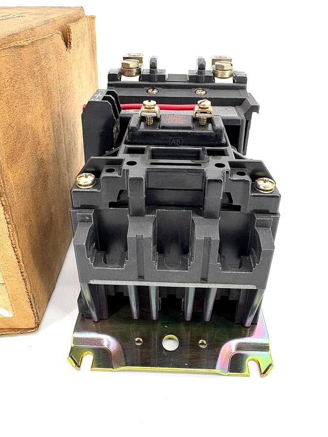 New Allen Bradley 500-COD920 Ser. B AC Contactor NEMA Size 2 110/120V Coil 2P