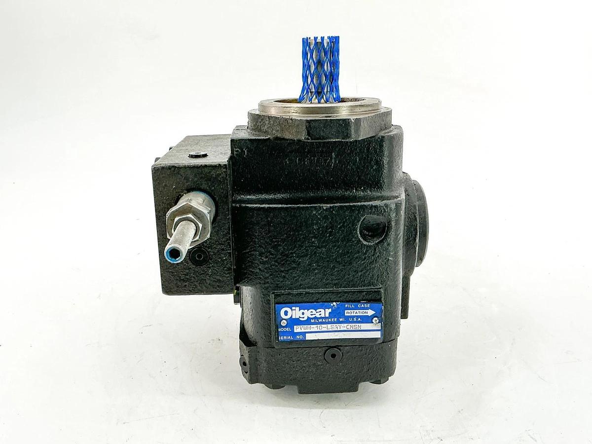 New Oilgear PVWH-10-LSAY-CNSN Hydraulic Pump - No Box