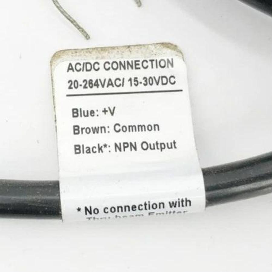 New Eaton 13100A6513 Retro Reflective Sensor 24" Range 20-264 VAC 15-30VDC