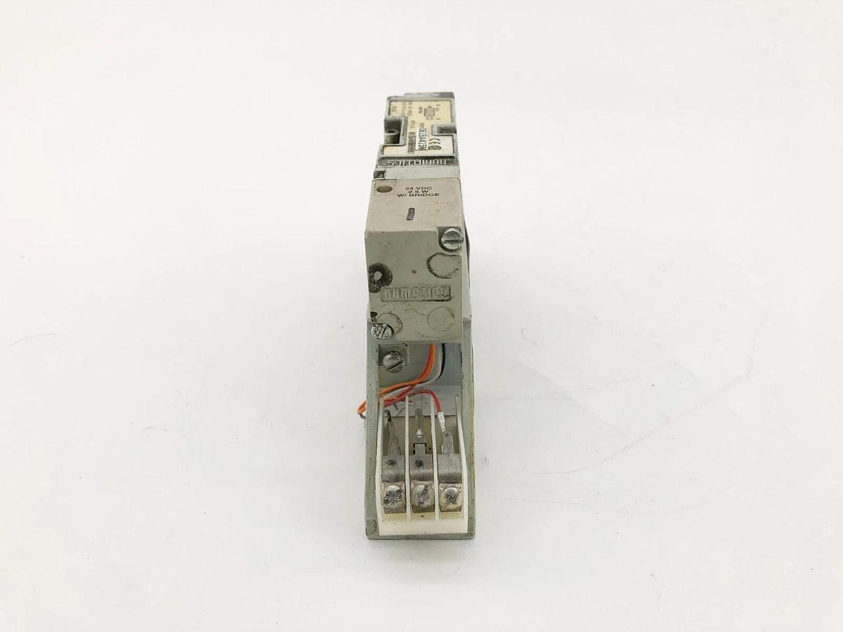 Used Numatics 061BA415M Solenoid-Pilot Actuated Valve 24VDC 120psig