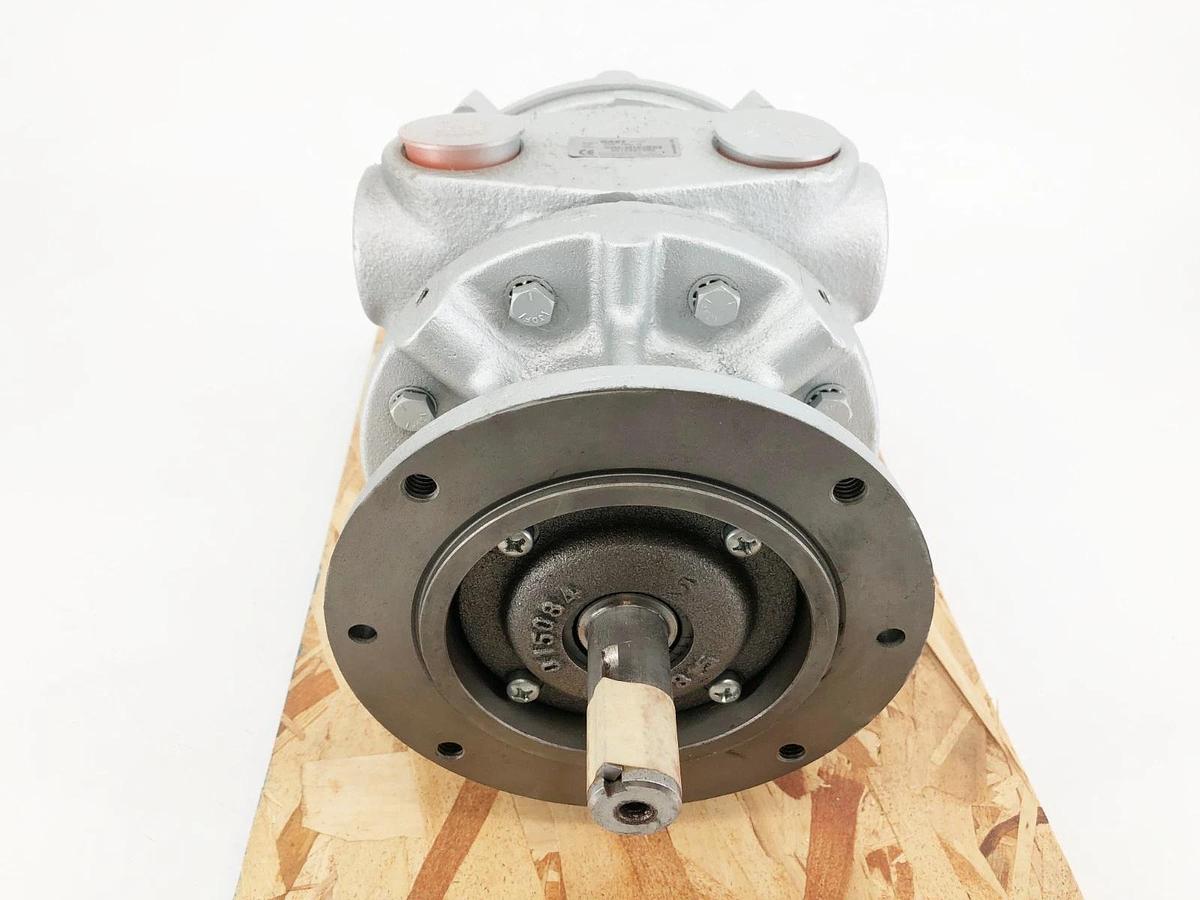 New Gast 16AM-FRV-13 Reversible Air Motor 9HP 6.7KW 100psi 275 CFM