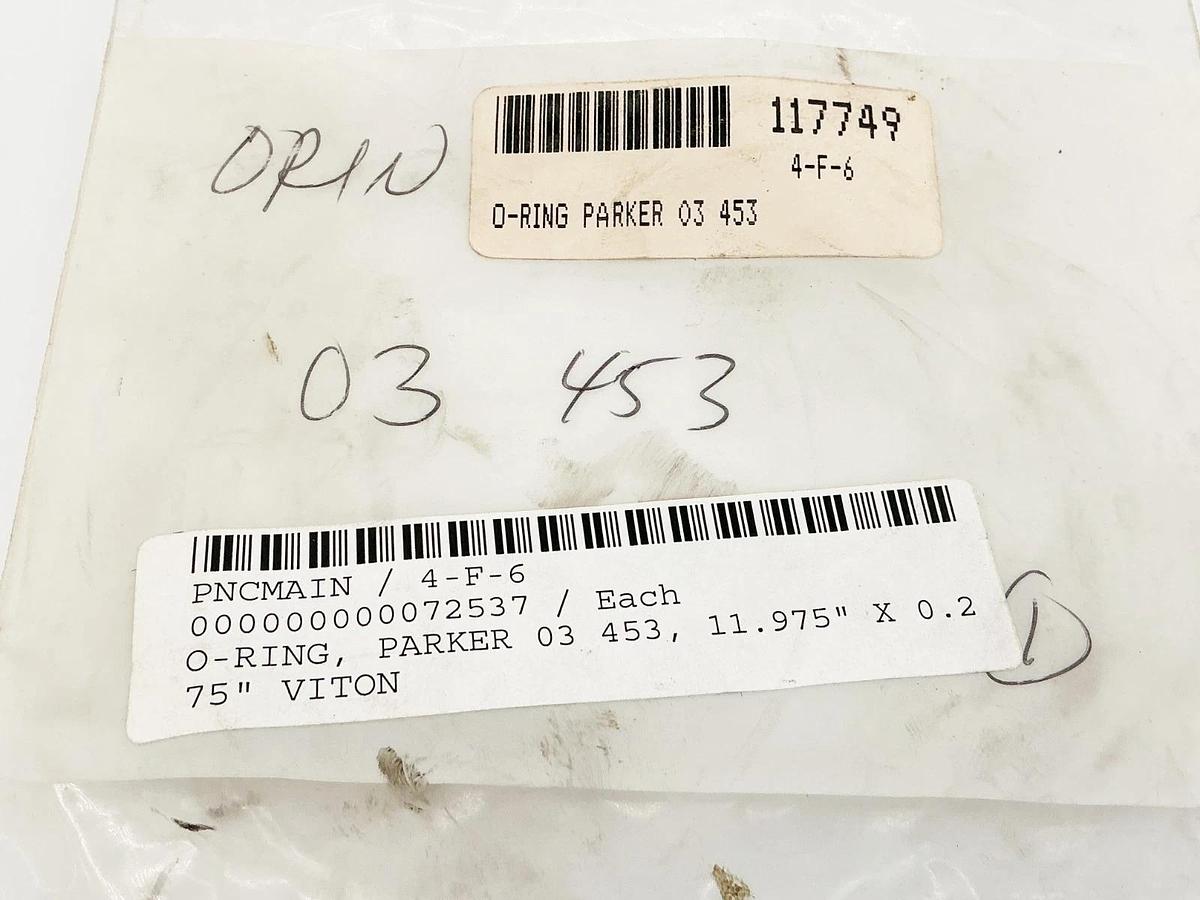 New Parker 03-453 O-Ring 11.975"X0,275" Viton - No Box