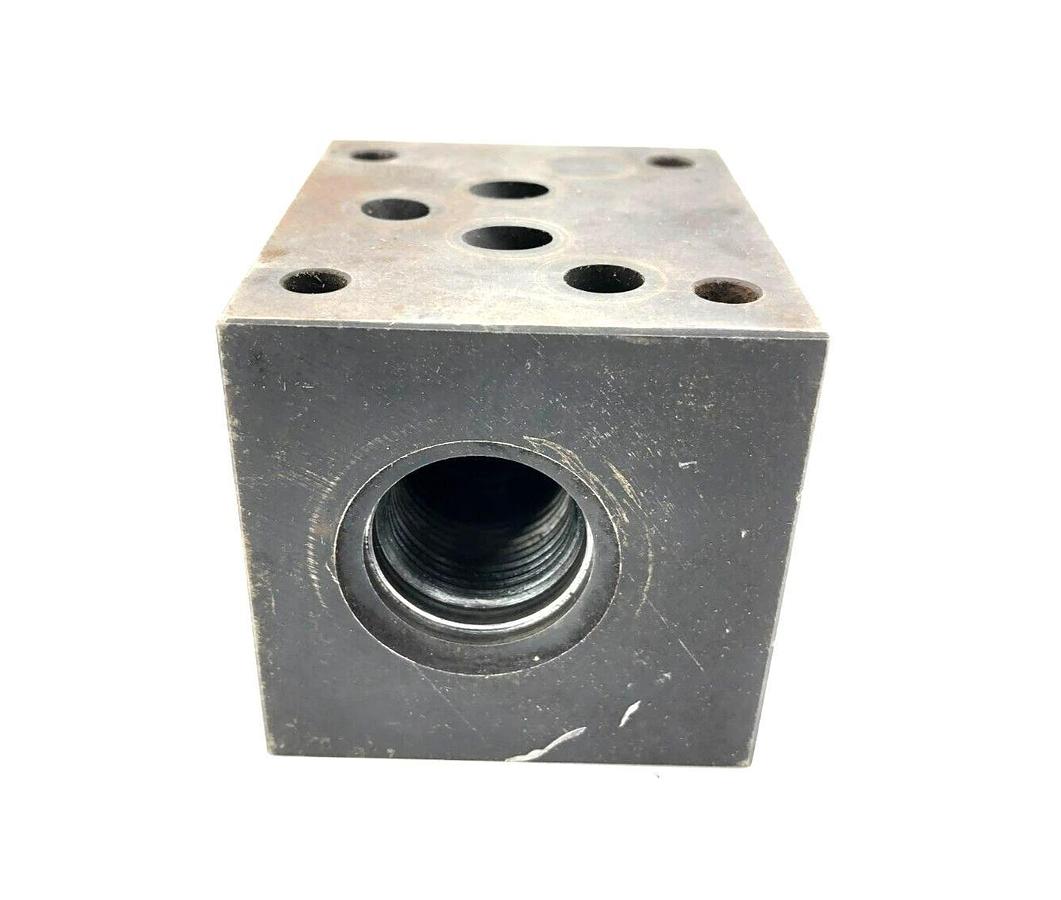 Used Sun Hydraulics DBP/S Sandwich Manifold