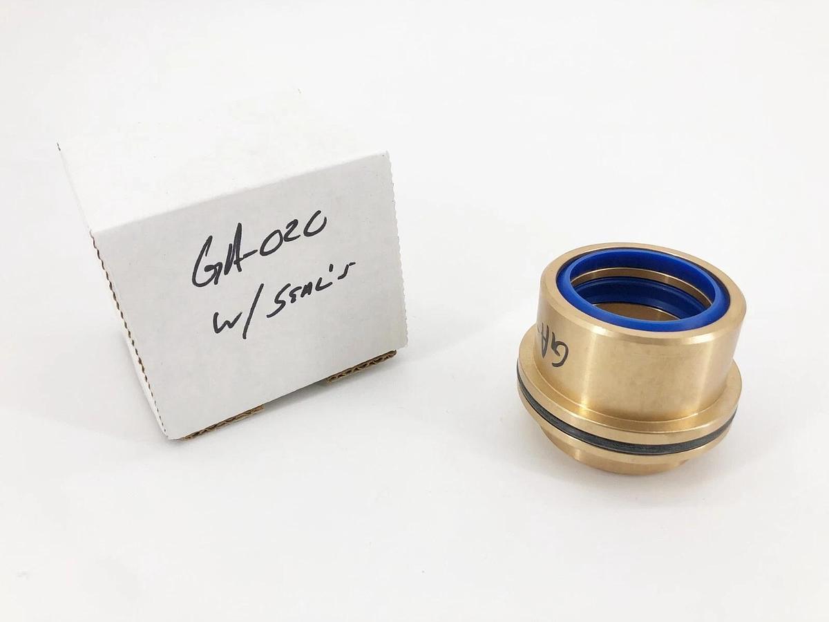 New Christopher Seals GA-020 Rod Gland 1-3/4"