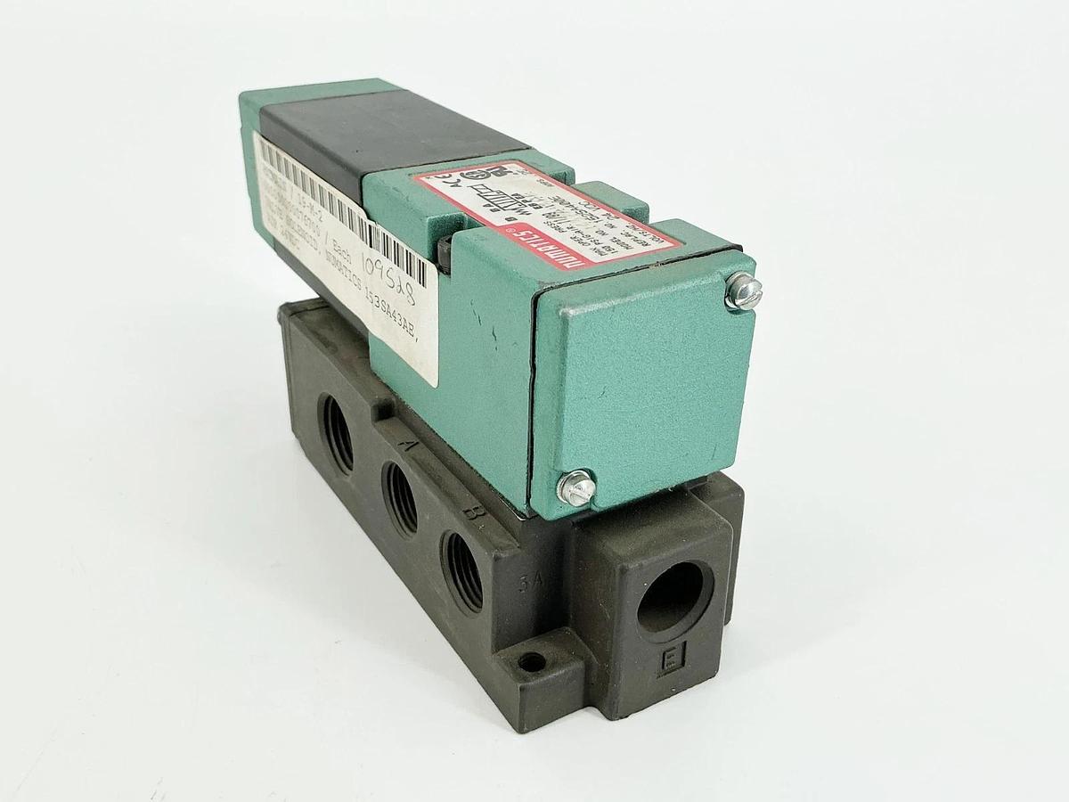 New Numatics 153SA43AE Solenoid Valve 24VDC 150PSIG .25 Replac.152SA400E No Box