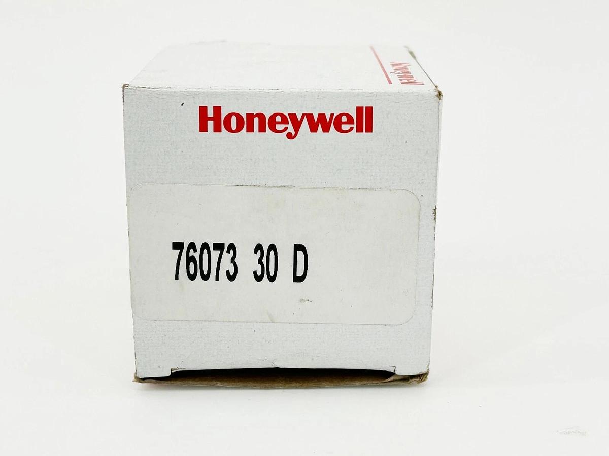 New Honeywell 76073-30-D Pressure Switch 30 PSI