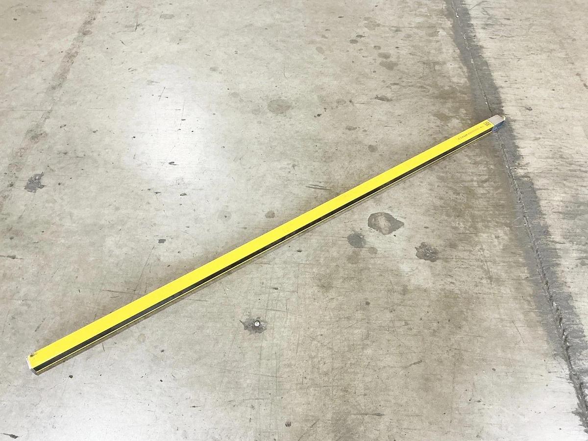 Used Leuze Electronics MLC500T40-1500 Safety Light Curtain MLC 500 Series Type 4