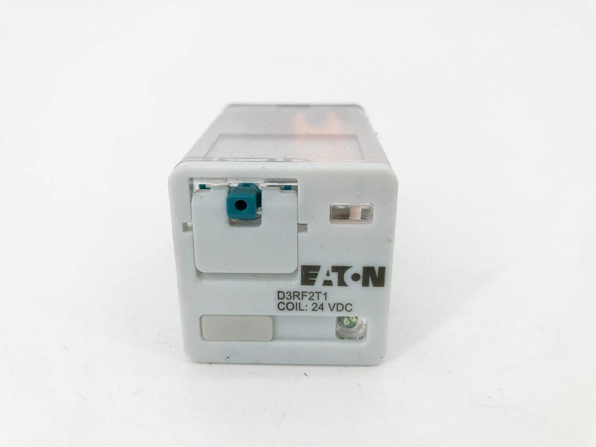 New Eaton D3RF2T1 Octal Relay 24VDC Coil 3-4154-0005A