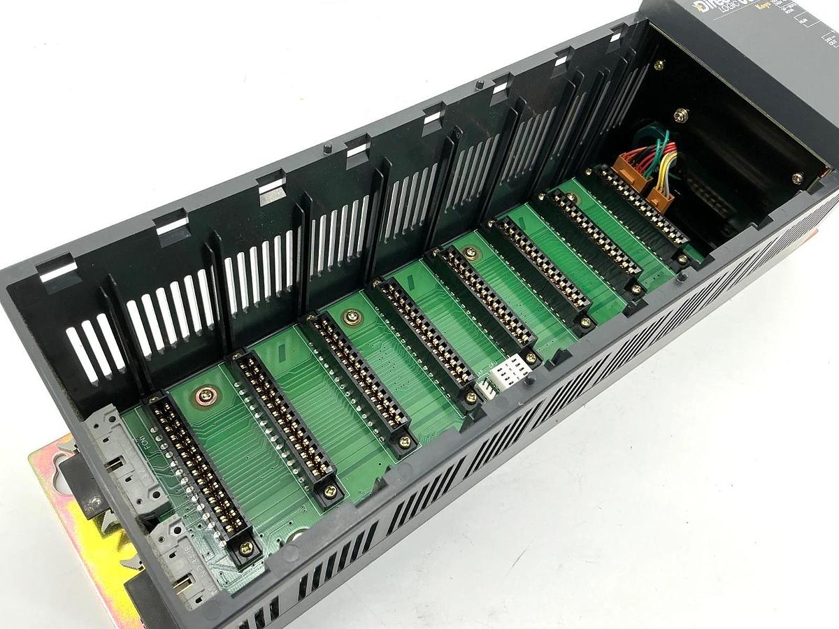 New Automation Direct D3-08B-1 I/O Module DirectLogic 305 8-Slot 110/120V No Box