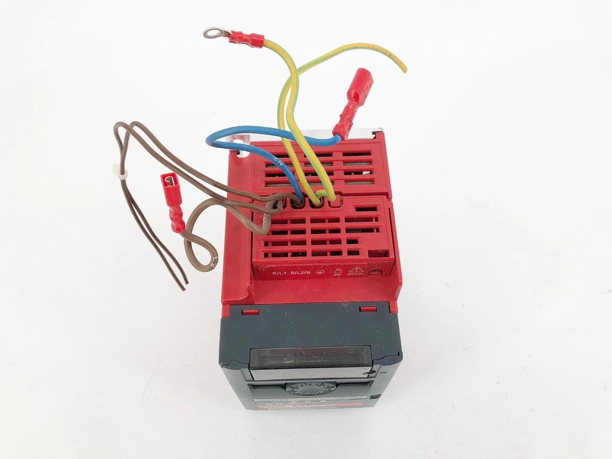 Used Toshiba VFNC3S-2002PL Transistor Inverter 1PH 200/240VAC 0.2kW/0.25HP