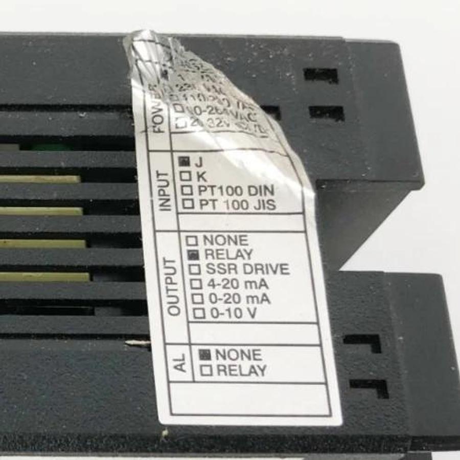 Used Tempco TEC-901 Temperature Controller TEC17112 110VAC 3FXJ3