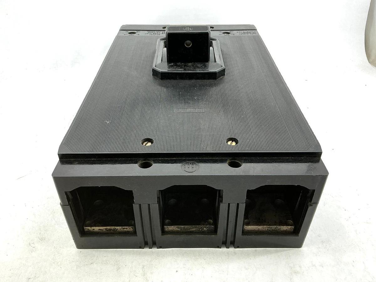 Used ITE KM3L800 Circuit Breaker 3-Pole 3-Phase 800A 600VAC