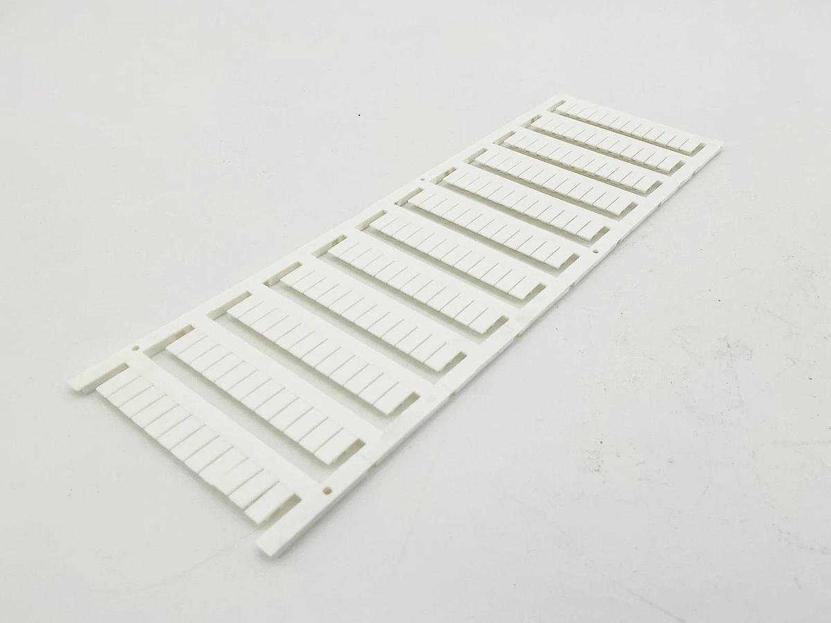 New Allen Bradley Pack of 4 1492-SM5X10 Marker Card Snap In 5X10mm Ser.A
